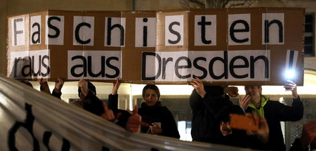Antifaschistische Demonstranten am Montag in Dresden