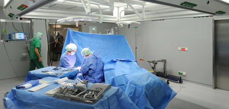 In Krankenhäusern herrscht Pflegenotstand. Bayern, Bremen und Ha...