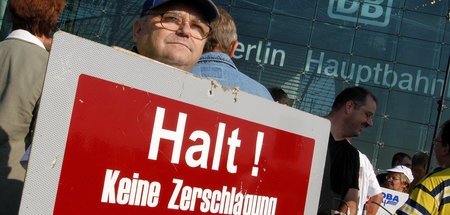 D06D0921Bahn9049.jpg