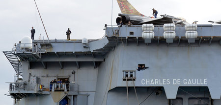 Frankreichs schwimmende Militärbasis: Der Flugzeugträger »Charle...