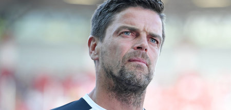 Gut angefangen, stark nachgelassen: Halle-Trainer Torsten Ziegne...