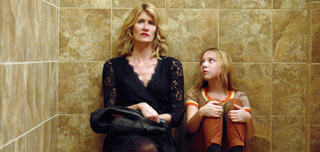 Jennifer erwachsen (Laura Dern) und als Kind (Isabelle Nélisse):...