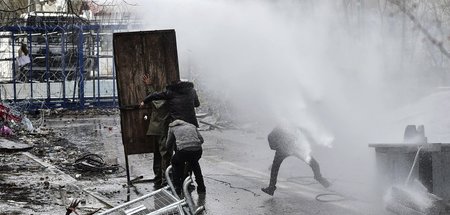 Geflüchtete im türkischen Pazarkule: Von Ankara an die EU-Grenze...