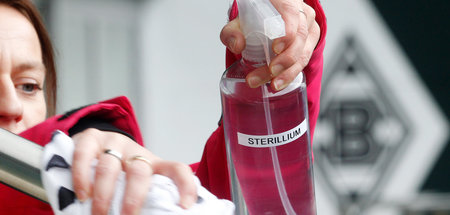Desinfektion steht bei Massentreffen ganz oben auf der Liste: Re... Desinfektion steht bei Massentreffen ganz oben auf der Liste: Re...