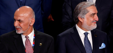 Vereidigung in zwei getrennten Zeremonien: Aschraf Ghani (l.) un... Vereidigung in zwei getrennten Zeremonien: Aschraf Ghani (l.) un...
