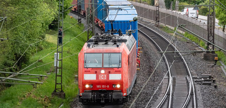 Schwachstelle: Bahnstrecke in Bayern, die auch Zubringer der »ne...