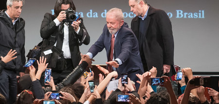 Der frühere linke Präsident Brasiliens Luiz Inacio Lula da Silva...