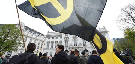 Aufmarsch der »Identitären« in Wien (Archivbild, April 2019) Aufmarsch der »Identitären« in Wien (Archivbild, April 2019)