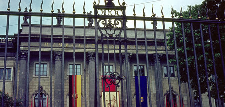 Hauptgebäude der Humboldt-Universität Berlin im Jahr 1964 Hauptgebäude der Humboldt-Universität Berlin im Jahr 1964
