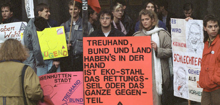 »Löschung des Landes«: Stahlarbeiter aus Eisenhüttenstadt demons... »Löschung des Landes«: Stahlarbeiter aus Eisenhüttenstadt demons...