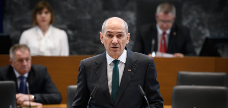 Jansa vor der Vertrauensabstimmung im slowenischen Parlament am ... Jansa vor der Vertrauensabstimmung im slowenischen Parlament am ...