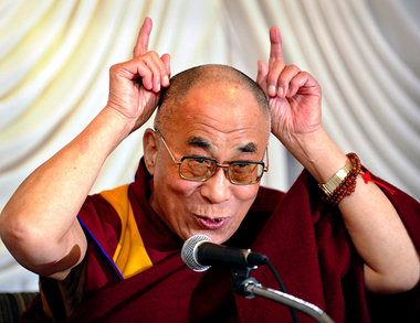 Der Dalai Lama - ihm selbst fällt es nicht ein, sich von seinem ...
