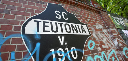 »Schlagball wird schon seit 1960 nicht mehr gespielt« – Klubheim... »Schlagball wird schon seit 1960 nicht mehr gespielt« – Klubheim...