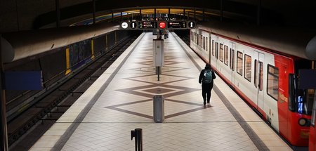 Bekommt man eigentlich noch Steckrüben? Berufsverkehr in der Nür... Bekommt man eigentlich noch Steckrüben? Berufsverkehr in der Nür...
