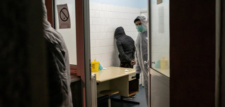 Quarantänemaßnahme in Hanoi vor dem Haus eines mit dem Coronavir...