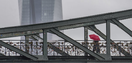 Greift nach jedem Strohhalm: Die Europäische Zentralbank mit Sit...