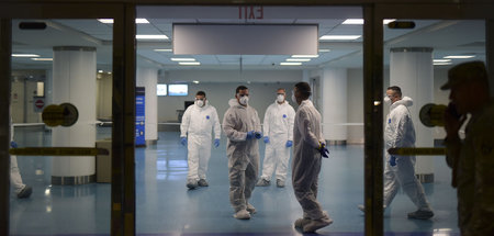 Virus_Outbreak_Puert_64759545.jpg