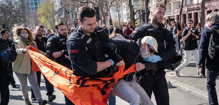 So schützt die Polizei die Bevölkerung vor »Corona«: Vorgehen ge...