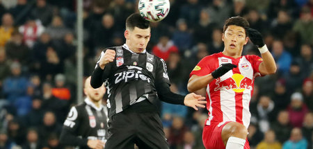 Köpft hier der neue Titelträger Linzer ASK gegen den alten von d...