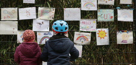 Für manche sind Kitas, Schulen und andere Einrichtungen ein sich...