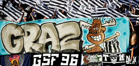 Nur echt mit Elch: Sturm-Graz-Ultras