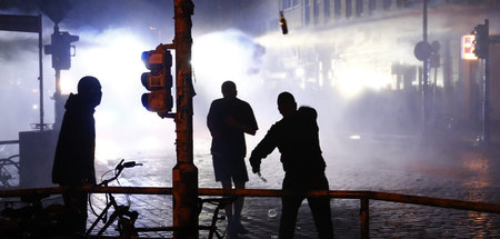 Kann deutsche Gerichte jahrelang beschäftigen: Flaschenwurf in H...