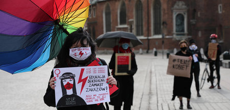 Proteste gegen das Quasiverbot von Schwangerschaftsabbrüchen am ...