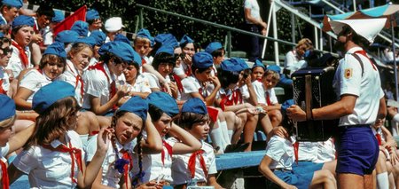 Gursuf auf der Krim 1981: Im zentralen Ferienlager der Leninpion...