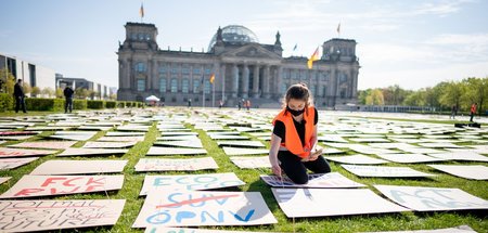 Luisa Neubauer von »Fridays for Future« legt am Freitag Protestp... Luisa Neubauer von »Fridays for Future« legt am Freitag Protestp...