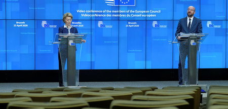EU-Kommissionspräsidentin Ursula von der Leyen und Ratspräsident...