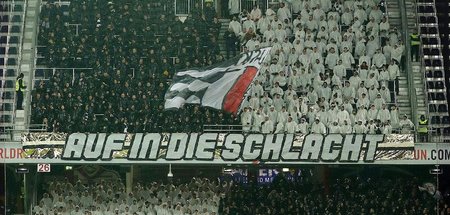 Ultras des Linzer ASK beim Auswärtskick in Salzburg (14.2.2020)