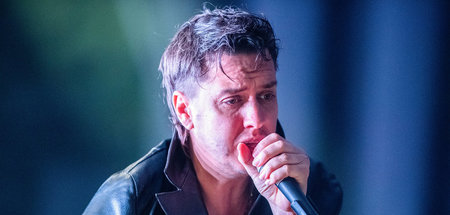 Julian Casablancas, Sänger der US-Rockband The Strokes, bei eine... Julian Casablancas, Sänger der US-Rockband The Strokes, bei eine...