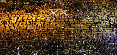 Erneuter Protest in Tel Aviv gegen Netanjahus Bestreben, trotz A... Erneuter Protest in Tel Aviv gegen Netanjahus Bestreben, trotz A...