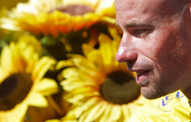 In der Einsamkeit der Sonnenblumenfelder: Stefan Schumacher ist ... In der Einsamkeit der Sonnenblumenfelder: Stefan Schumacher ist ...
