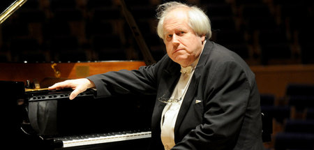 »Sein Deutsch ist erlesen«: Pianist Grigori Sokolow »Sein Deutsch ist erlesen«: Pianist Grigori Sokolow