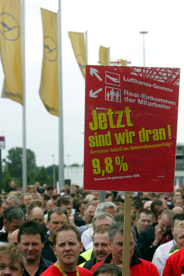 Erfolgreiche Warnstreiks, wie hier am 19. Juni in Hamburg, haben...