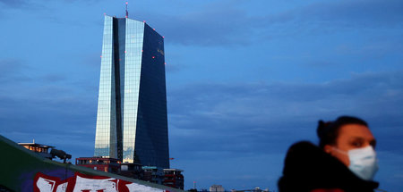 Tempel der absoluten Finanzmacht in der EU? EZB-Zentral in Frank... Tempel der absoluten Finanzmacht in der EU? EZB-Zentral in Frank...