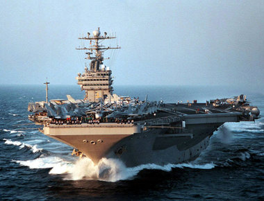 Flugzeugträger »USS George Washington« ist auf Fahrt nach Südame... Flugzeugträger »USS George Washington« ist auf Fahrt nach Südame...