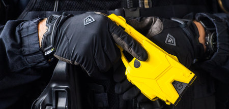 Ergebnisoffen? Die Polizei soll selbst prüfen, ob ihr die Schock... Ergebnisoffen? Die Polizei soll selbst prüfen, ob ihr die Schock...