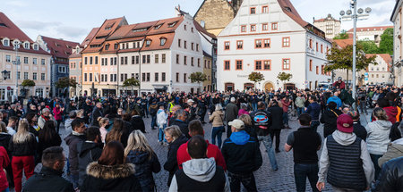 Bereits vergangene Woche hatten sich auf dem Marktplatz in Pirna...