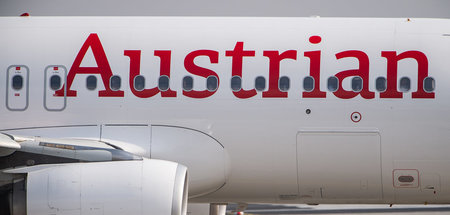 Austrian_Airlines_64339112.jpg