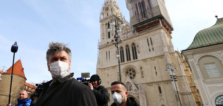 Kroatiens Premier Andrej Plenkovic vor der Kathedrale von Zagreb...