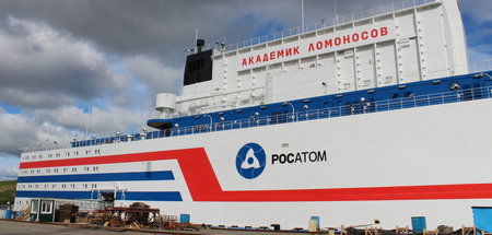 Die »Akademik Lomonossow« im Hafen von Murmansk (28.6.2019)