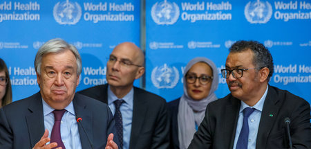 UN-Generalsekretär Antonio Guterres (l.) mit WHO-Generaldirektor...