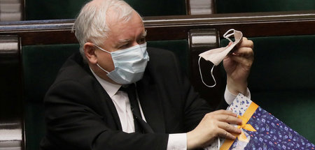 Hält im Skandal seinem Minister die Stange: PiS-Chef Jaroslaw Ka... Hält im Skandal seinem Minister die Stange: PiS-Chef Jaroslaw Ka...