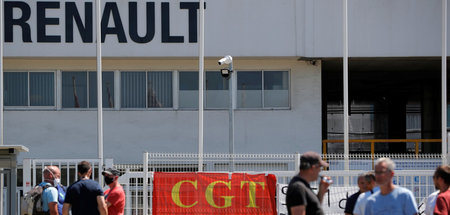 Protest von Renault-Beschäftigten gegen Schließungspläne am Mont... Protest von Renault-Beschäftigten gegen Schließungspläne am Mont...