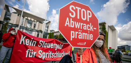 Autogipfel_im_Kanzle_65250398.jpg