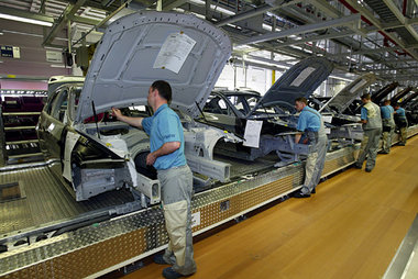 Bei BMW in Leipzig sind etwa drei von zehn Beschäftigten Leiharb... Bei BMW in Leipzig sind etwa drei von zehn Beschäftigten Leiharb...
