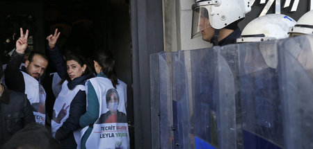 Demonstranten in Istanbul unterstützen im Februar 2019 den Hunge...