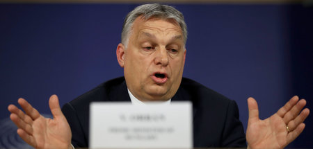 Weiß von nichts: Ungarns Ministerpräsident Viktor Orban im EU-Pa...